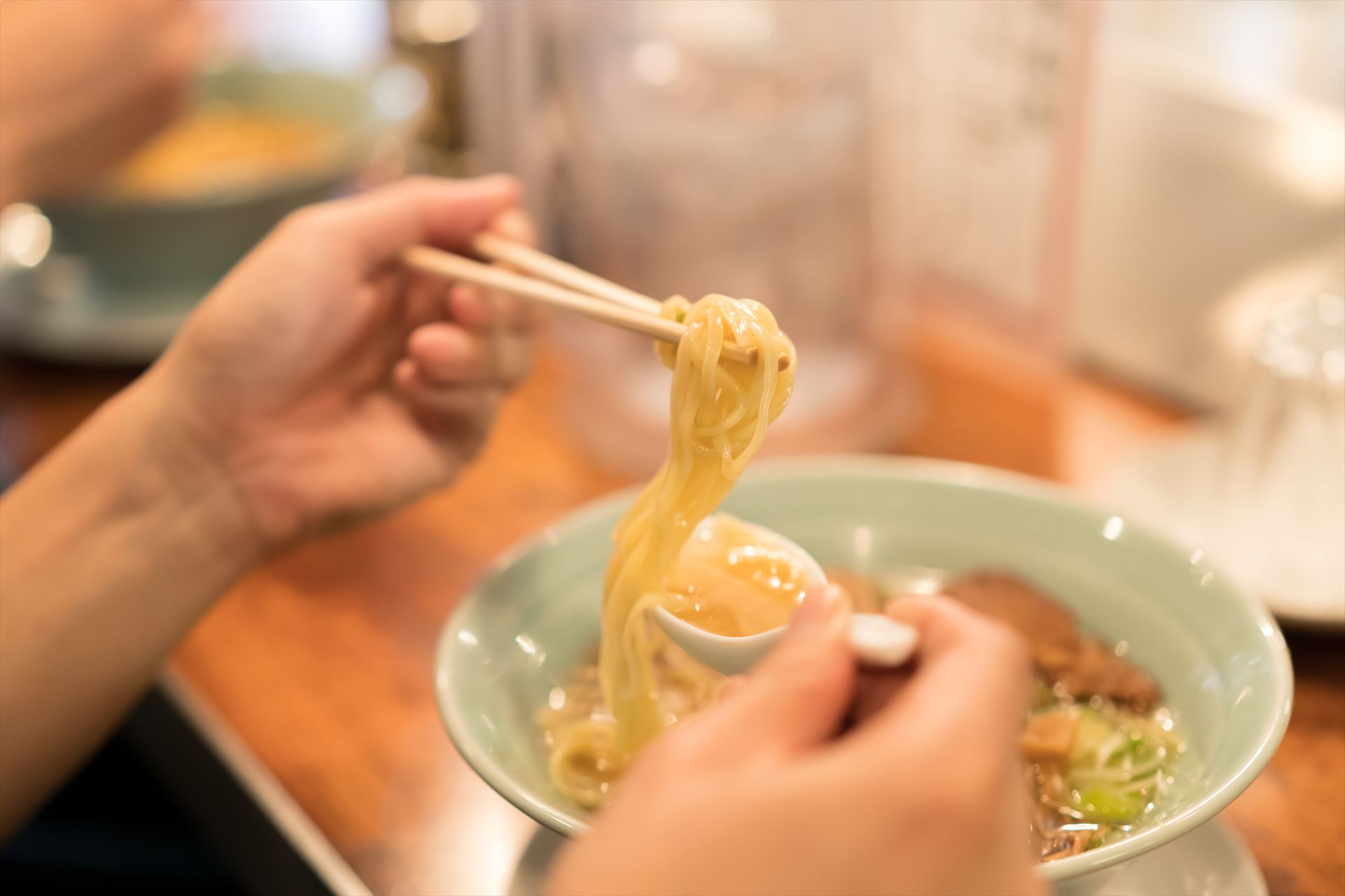 40年間変わらぬ味を守り抜いた、唯一無二のやみつき担々麺を草加で